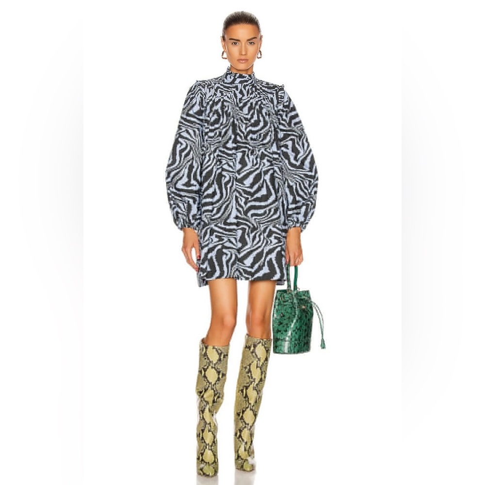 Printed dress
